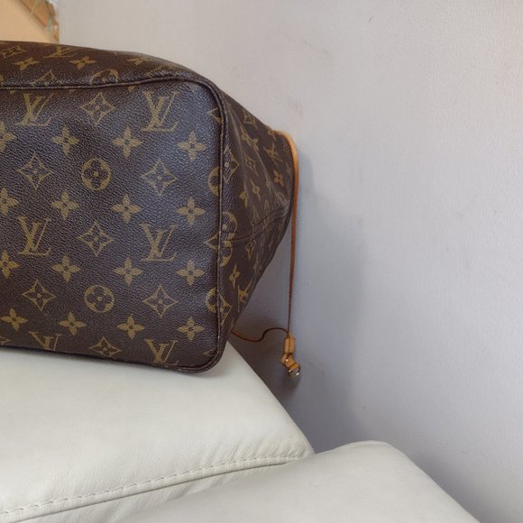 ****SOLD****💯 Authentic Louis Vuitton Neverfull GM - Picture 3 of 16